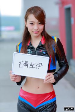 低头看我们结交处